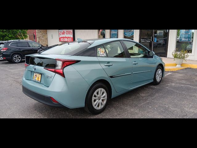 2019 Toyota Prius LE