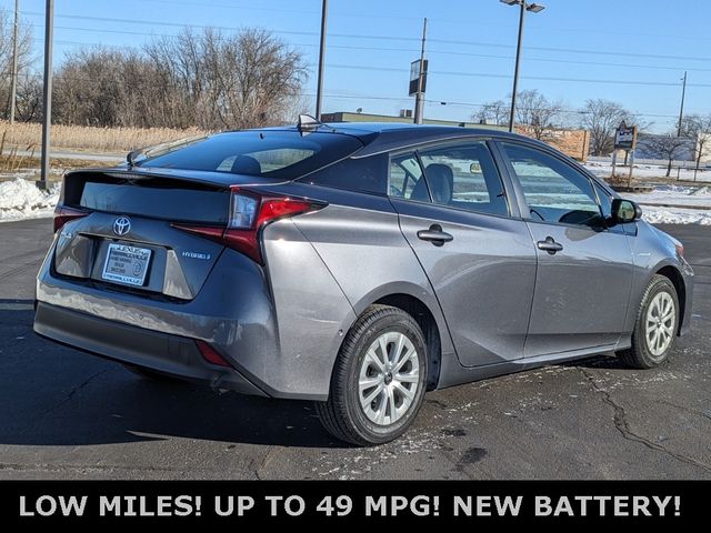 2019 Toyota Prius LE
