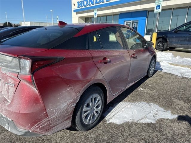 2019 Toyota Prius L Eco