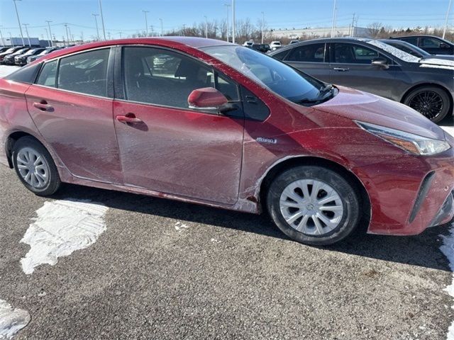 2019 Toyota Prius L Eco