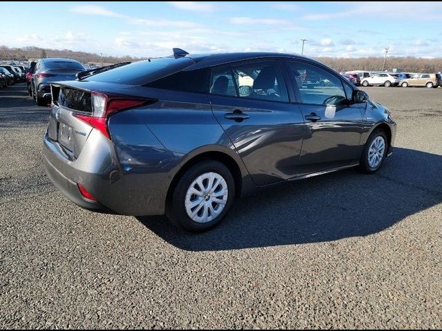 2019 Toyota Prius LE