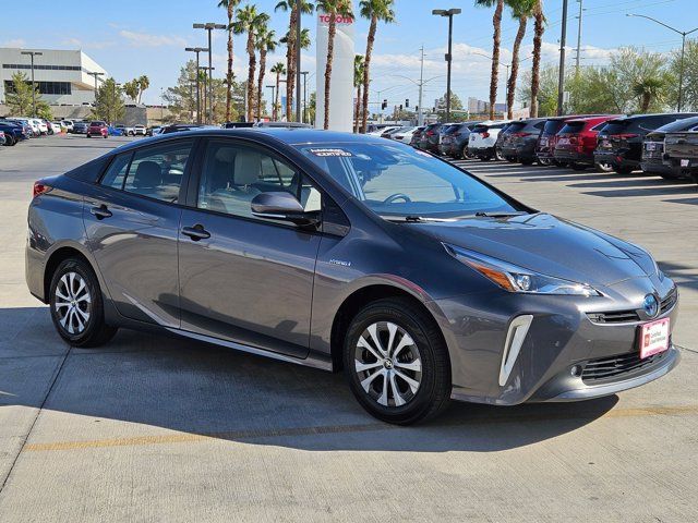 2019 Toyota Prius LE