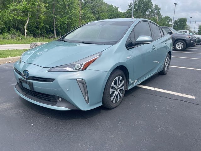 2019 Toyota Prius LE