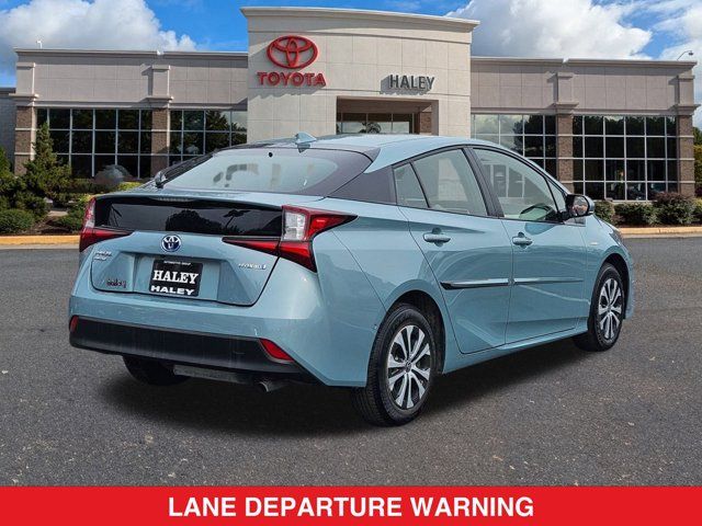 2019 Toyota Prius LE