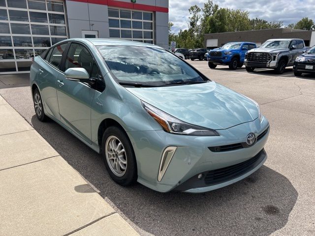 2019 Toyota Prius LE