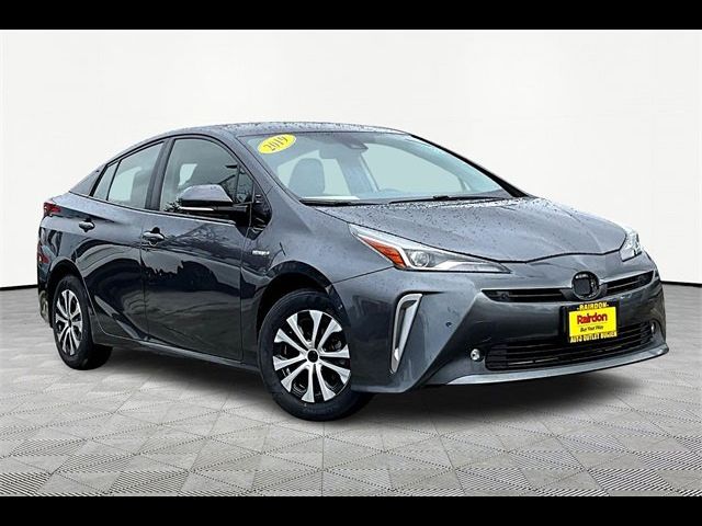 2019 Toyota Prius LE