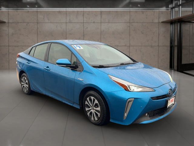 2019 Toyota Prius LE