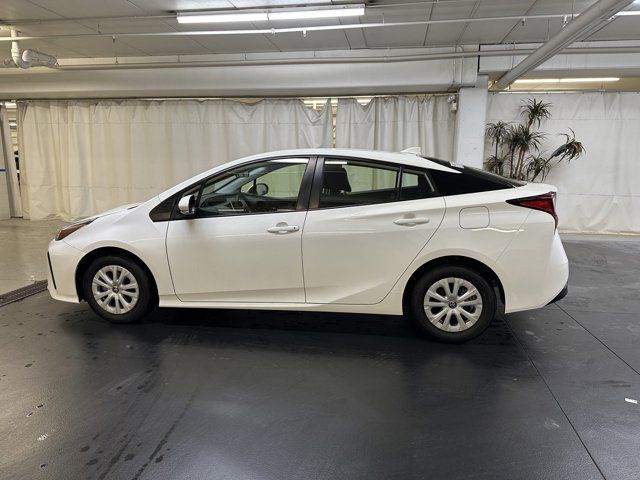 2019 Toyota Prius L Eco