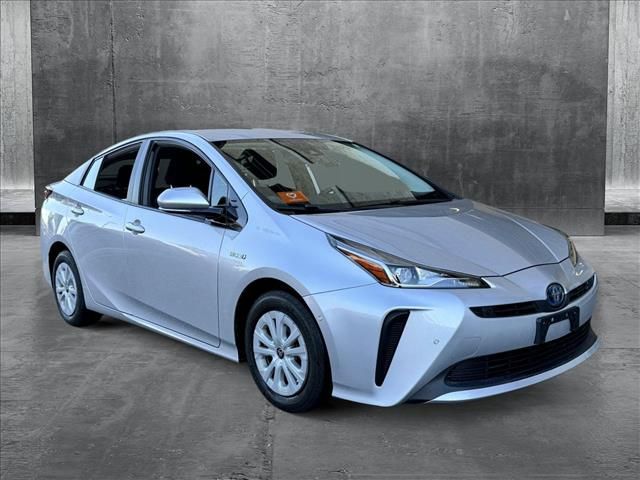 2019 Toyota Prius LE