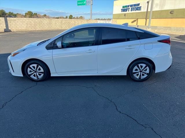 2019 Toyota Prius L Eco