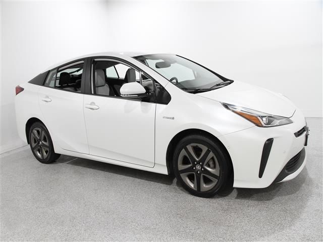 2019 Toyota Prius XLE