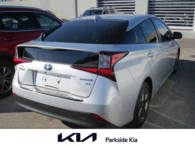 2019 Toyota Prius XLE