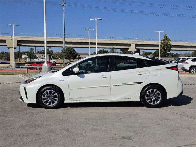 2019 Toyota Prius XLE