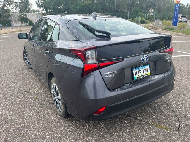 2019 Toyota Prius XLE