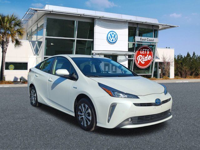 2019 Toyota Prius XLE