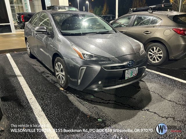 2019 Toyota Prius XLE