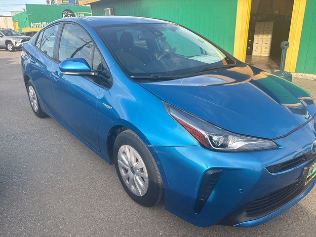 2019 Toyota Prius XLE