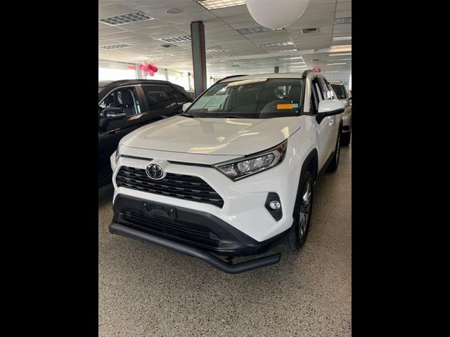 2019 Toyota RAV4 XLE Premium