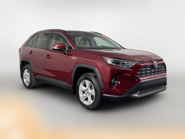 2019 Toyota RAV4 Hybrid XLE