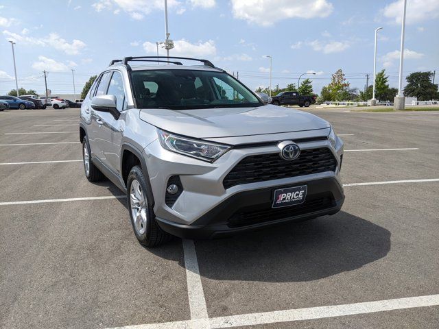 2019 Toyota RAV4 Hybrid XLE