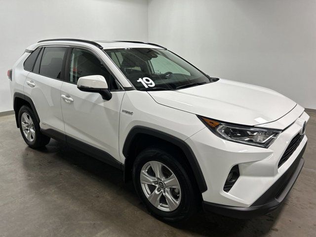 2019 Toyota RAV4 Hybrid XLE