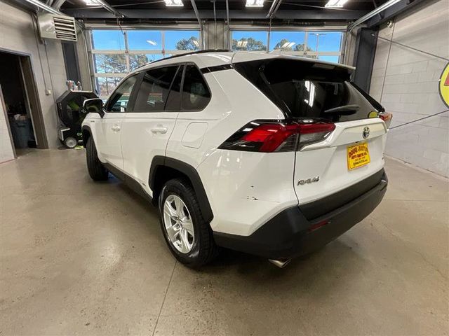 2019 Toyota RAV4 Hybrid XLE