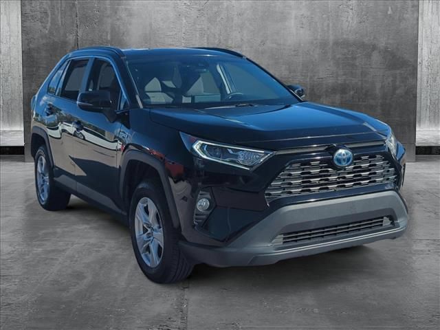 2019 Toyota RAV4 Hybrid XLE