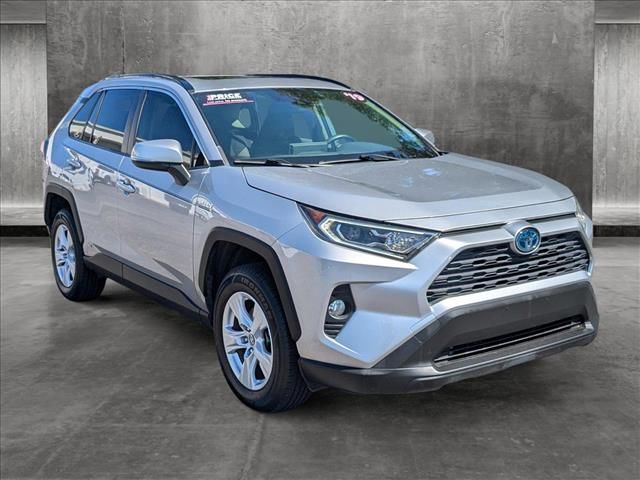 2019 Toyota RAV4 Hybrid XLE