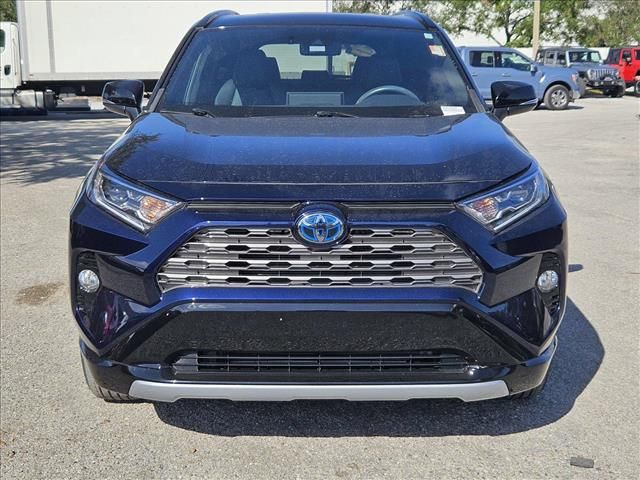 2019 Toyota RAV4 Hybrid XSE