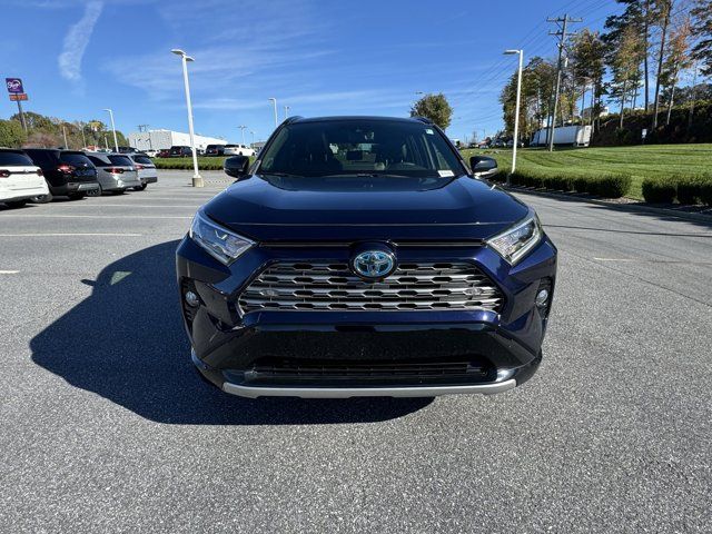 2019 Toyota RAV4 Hybrid XSE