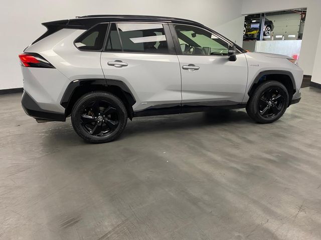 2019 Toyota RAV4 Hybrid XSE