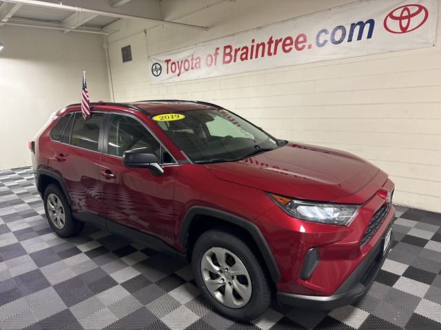 2019 Toyota RAV4 LE