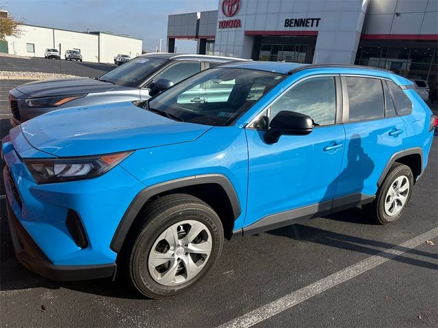 2019 Toyota RAV4 LE