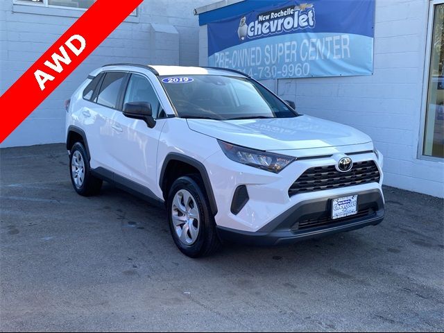 2019 Toyota RAV4 LE