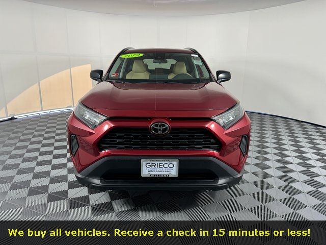 2019 Toyota RAV4 LE