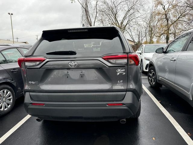 2019 Toyota RAV4 LE