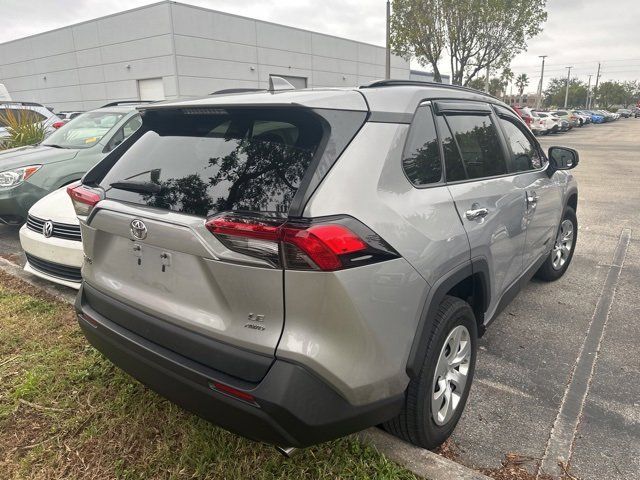 2019 Toyota RAV4 LE