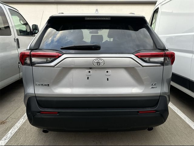 2019 Toyota RAV4 LE