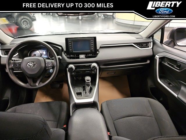 2019 Toyota RAV4 LE