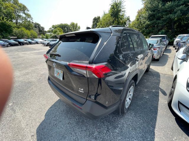 2019 Toyota RAV4 LE