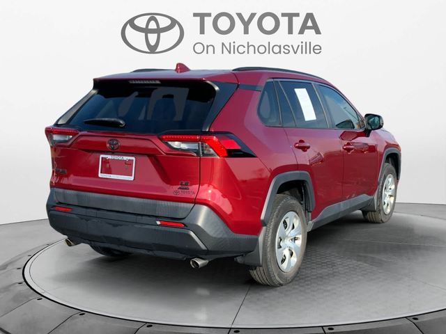 2019 Toyota RAV4 LE