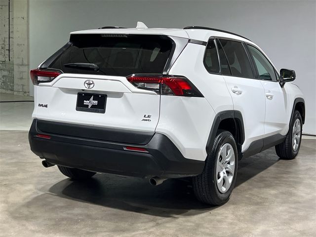 2019 Toyota RAV4 LE