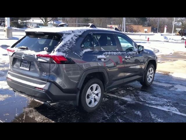 2019 Toyota RAV4 LE