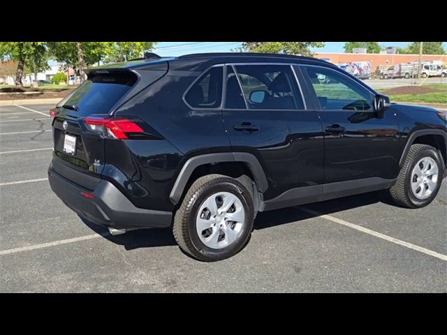 2019 Toyota RAV4 LE
