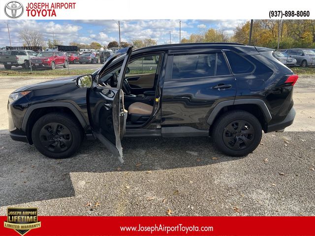 2019 Toyota RAV4 LE