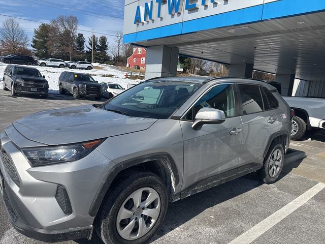 2019 Toyota RAV4 LE