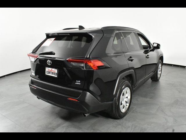 2019 Toyota RAV4 LE