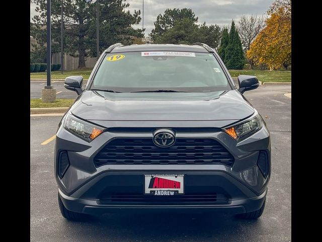 2019 Toyota RAV4 LE