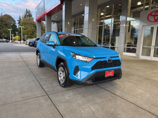 2019 Toyota RAV4 LE