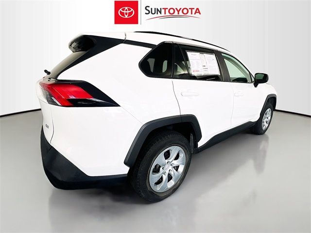 2019 Toyota RAV4 LE